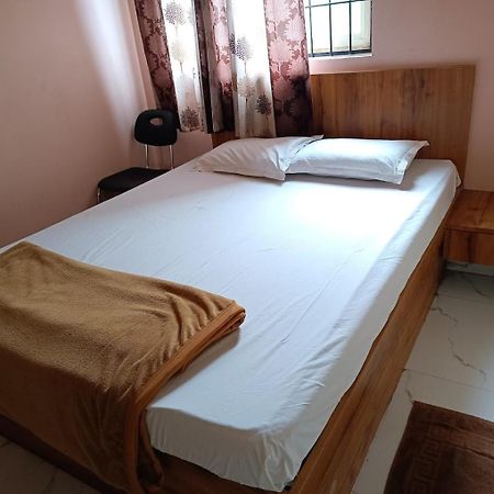Mandara Comforts Hotel Bangalore Exterior photo
