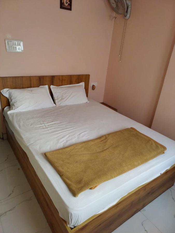 Mandara Comforts Hotel Bangalore Exterior photo