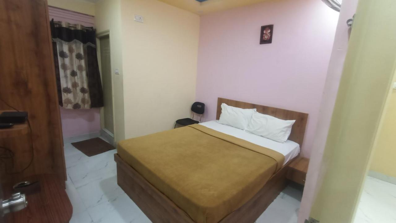 Mandara Comforts Hotel Bangalore Exterior photo