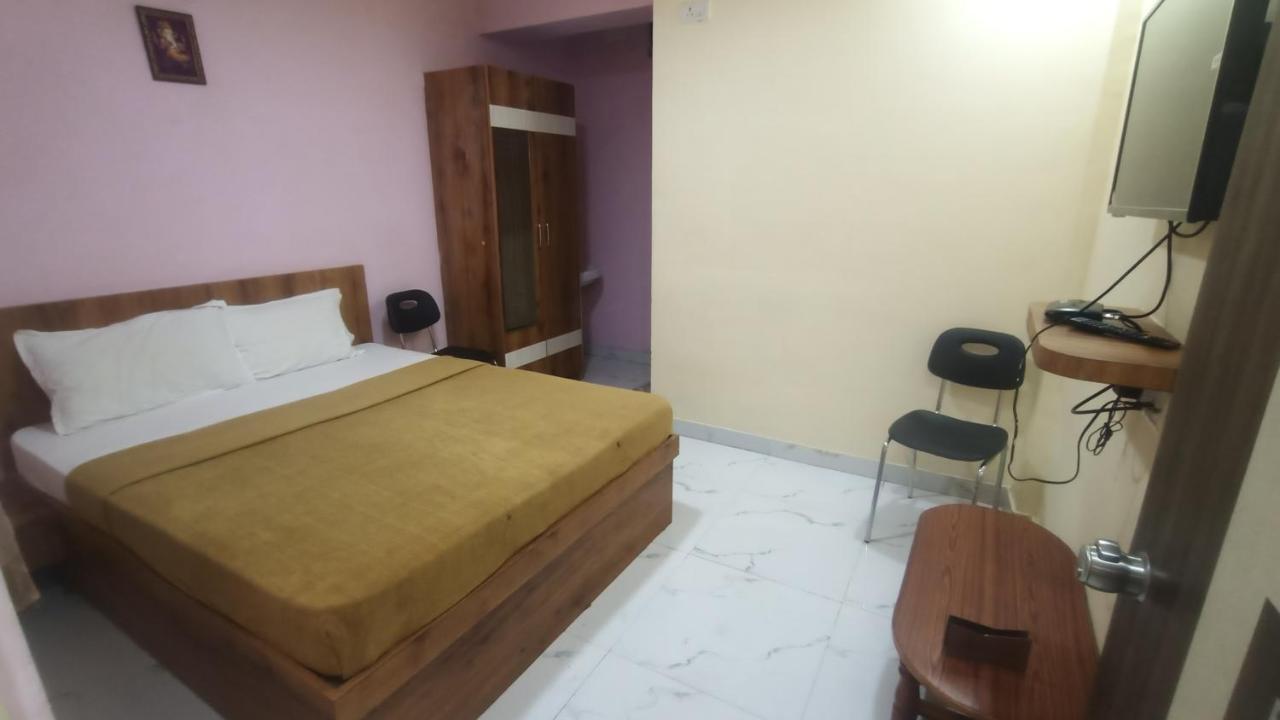 Mandara Comforts Hotel Bangalore Exterior photo